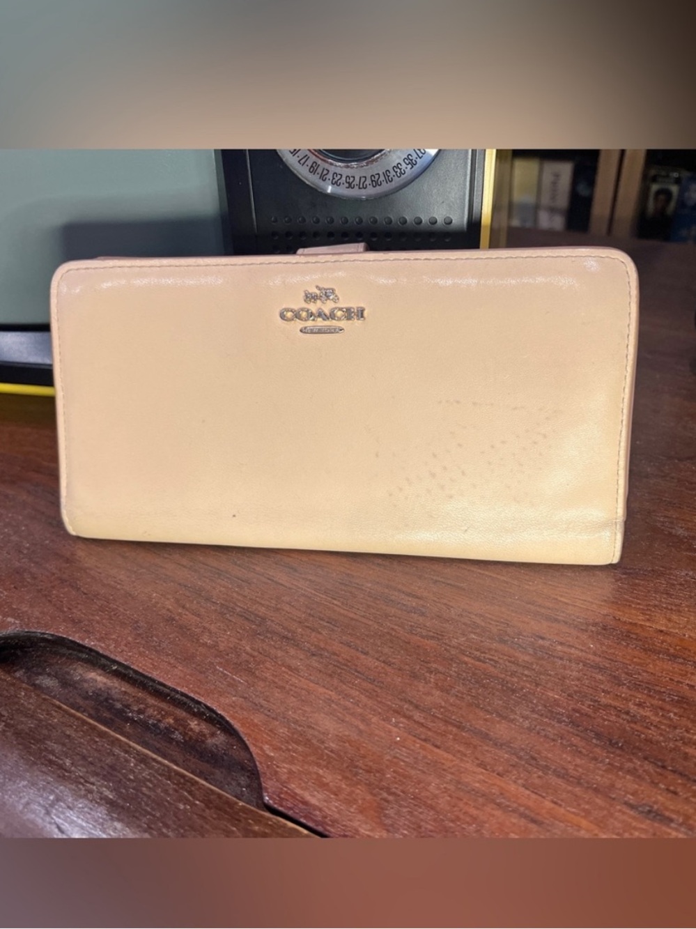 COACH Leather Continental Wallet Beechwood